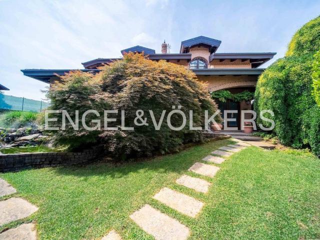 Villa in vendita a Somma Lombardo VA