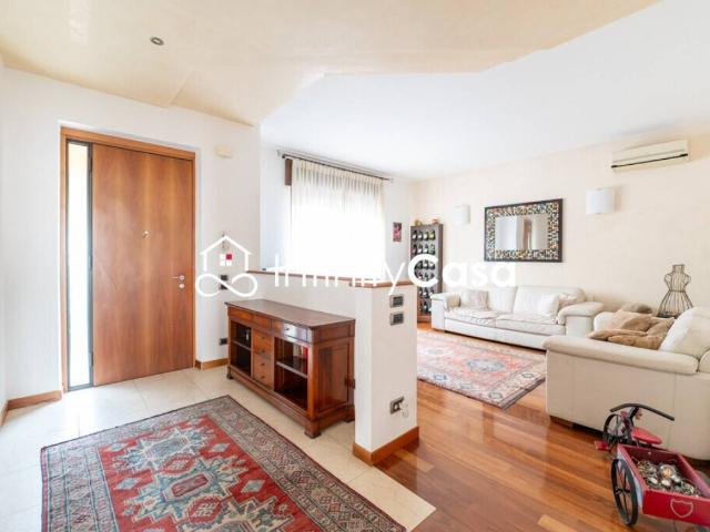Villa in vendita a Sommacampagna VR