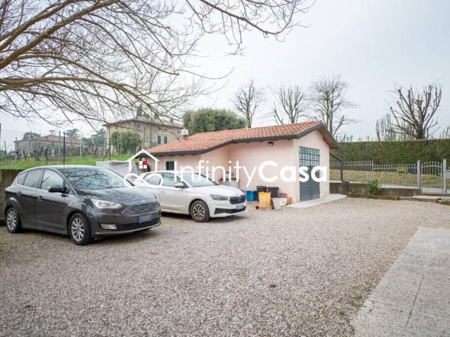Villa in vendita a Sommacampagna VR
