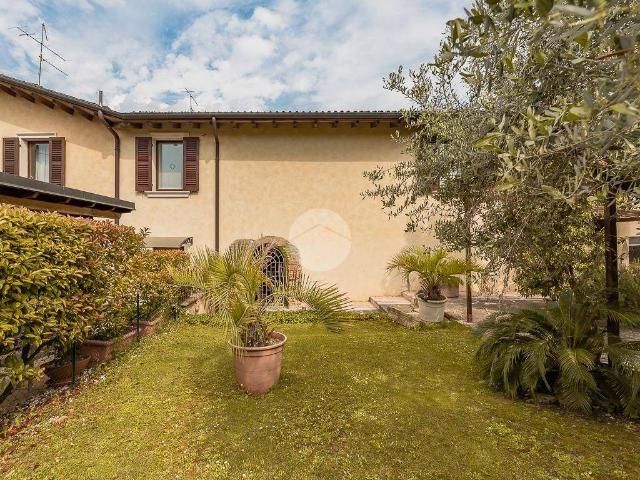 Villa in vendita a Sommacampagna VR