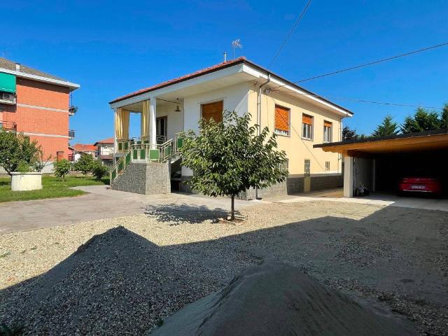 Villa in vendita a Sommariva del Bosco CN