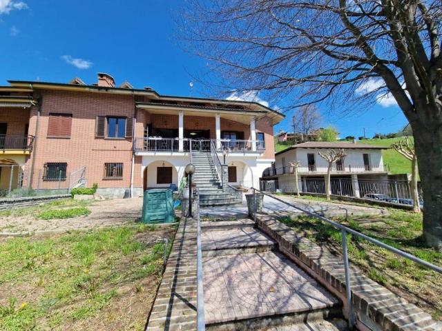 Villa in vendita a Sommariva Perno CN