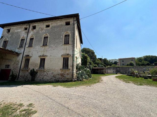 Villa in vendita a Sona