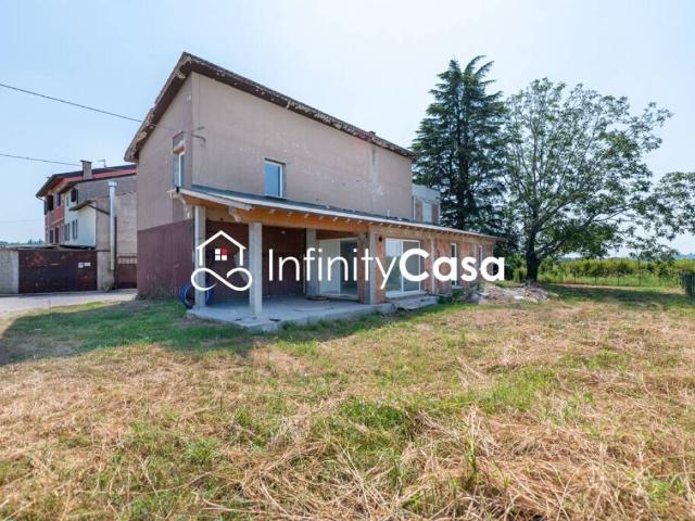 Villa in vendita a Sona VR