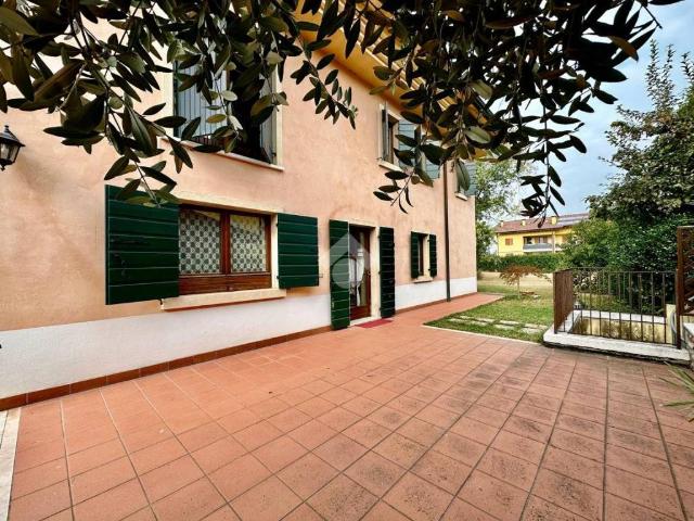 Villa in vendita a Sona VR