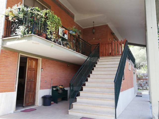 Villa in vendita a Sonnino LT