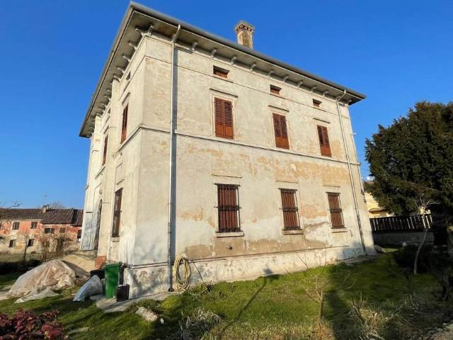 Villa in vendita a Sorgà VR