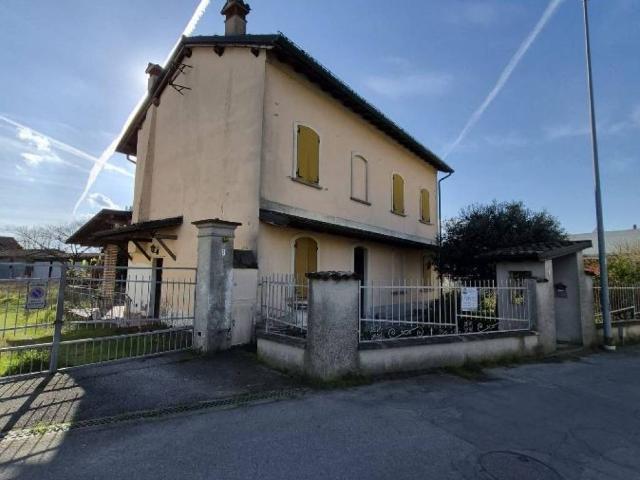 Villa in vendita a Soresina CR