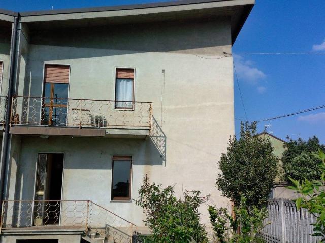 Villa in vendita a Soresina CR
