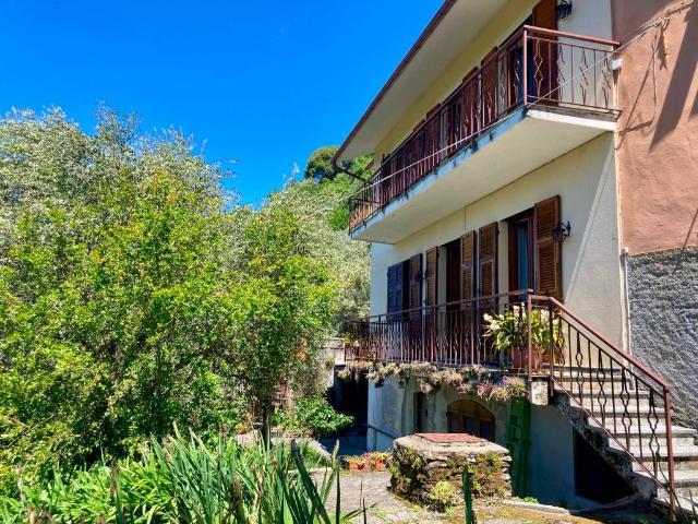 Villa in vendita a Sori GE