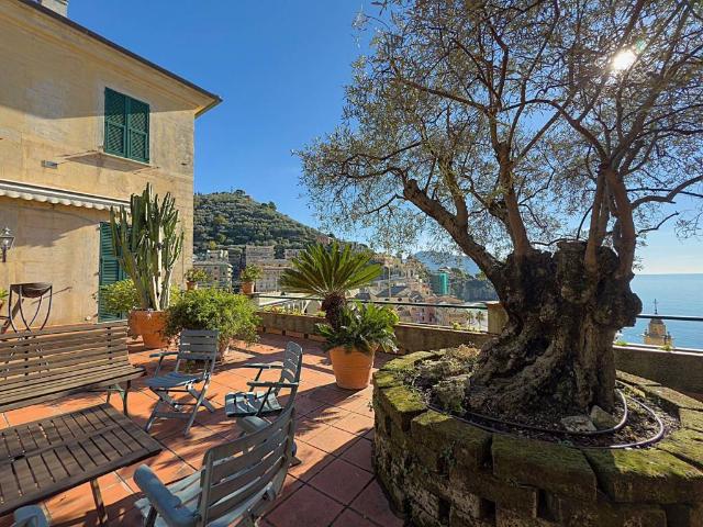 Villa in vendita a Sori GE