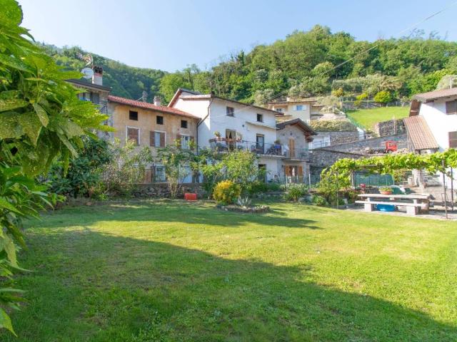 Villa in vendita a Sorico CO