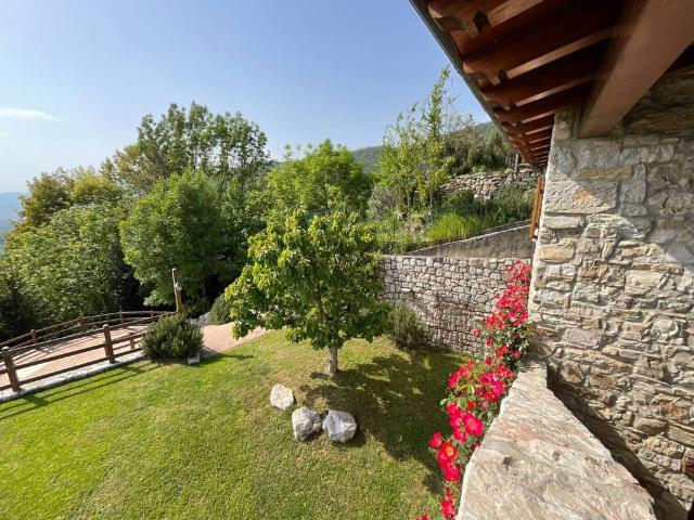 Villa in vendita a Sorisole BG