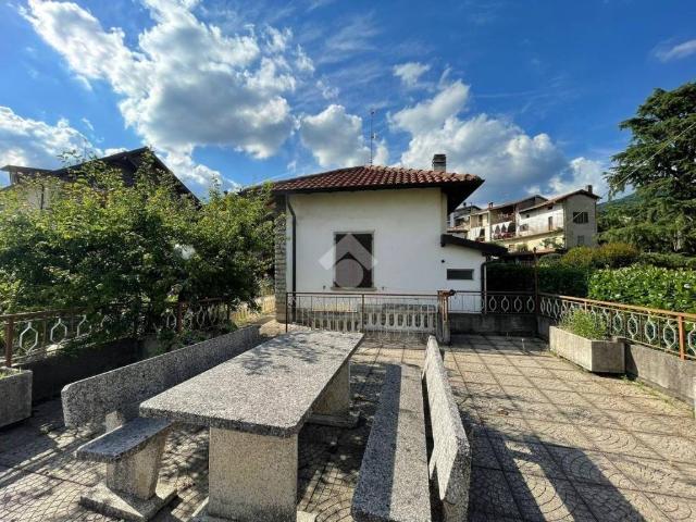 Villa in vendita a Sorisole BG