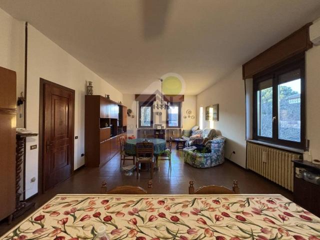 Villa in vendita a Sospiro CR
