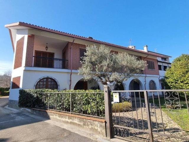 Villa in vendita a Sostegno BI