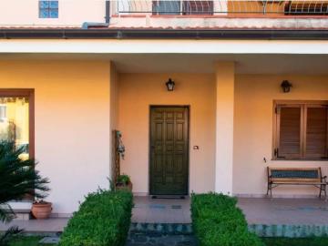 Villa in vendita a Satriano CZ