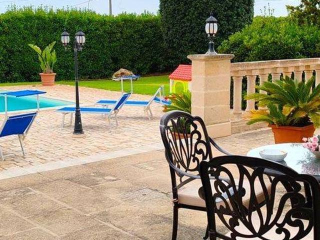 Villa in vendita a Sava TA