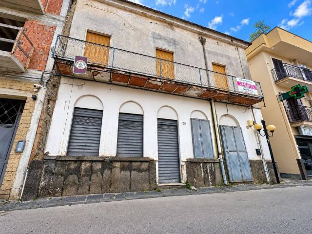 Villa in vendita a Saviano NA