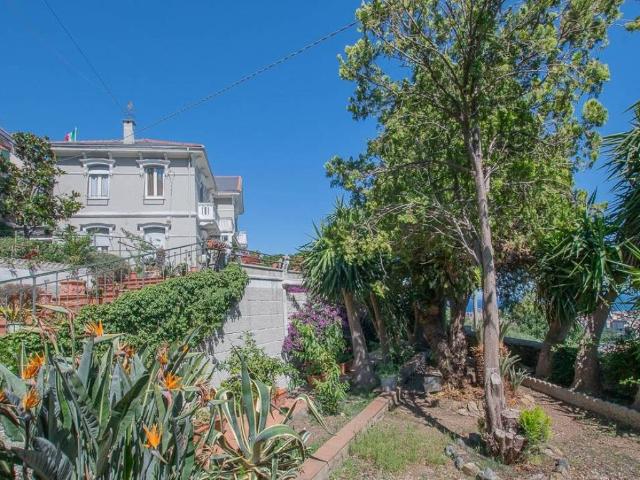 Villa in vendita a Savona SV
