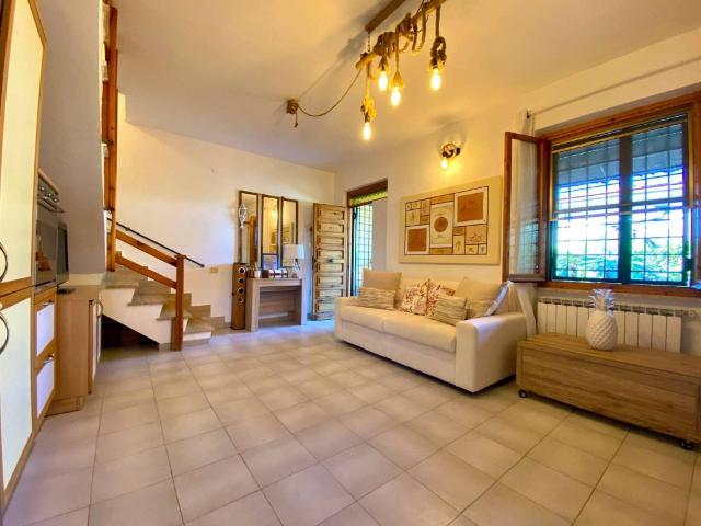 Villa in vendita a Sabaudia LT