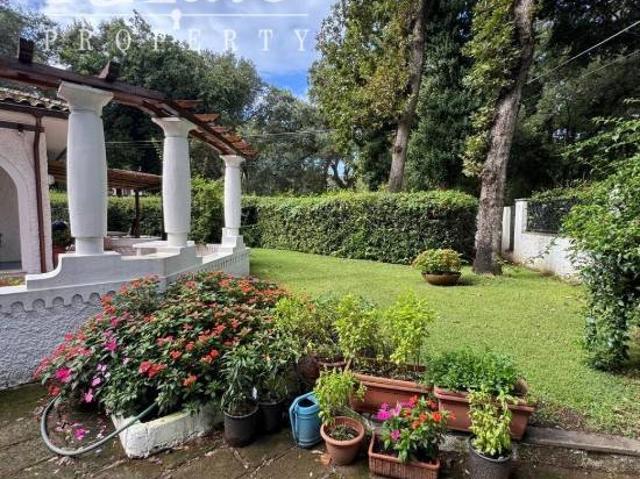 Villa in vendita a Sabaudia LT