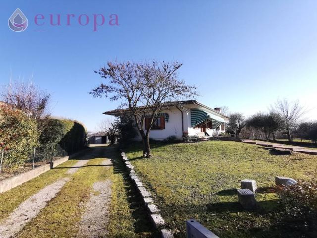 Villa in vendita a Sacile PN