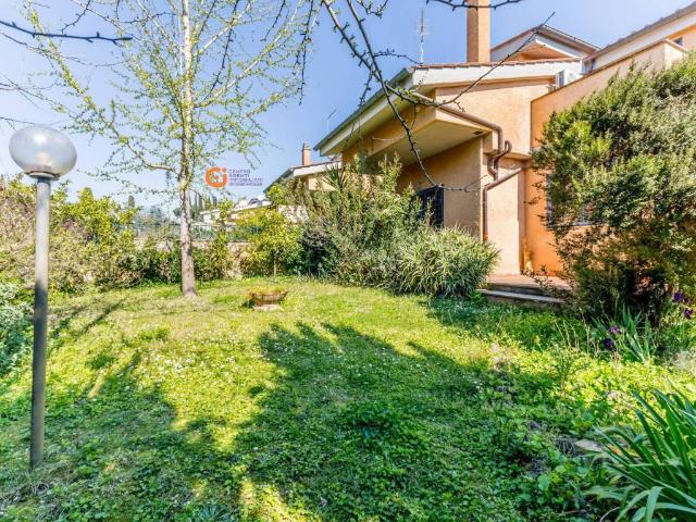 Villa in vendita a Sacrofano RM