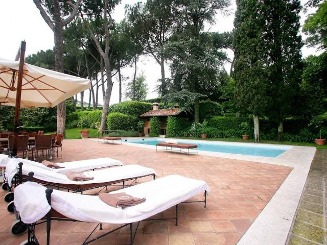 Villa in vendita a Sacrofano RM