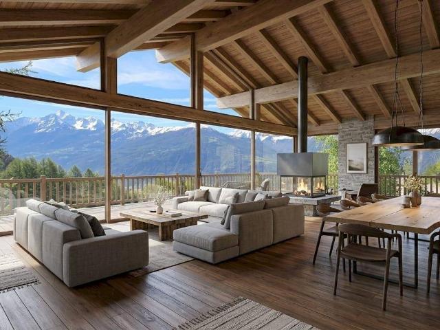 Villa in vendita a Saint Pierre AO