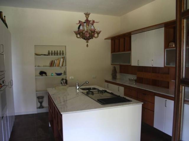 Villa in vendita a Sala Baganza PR