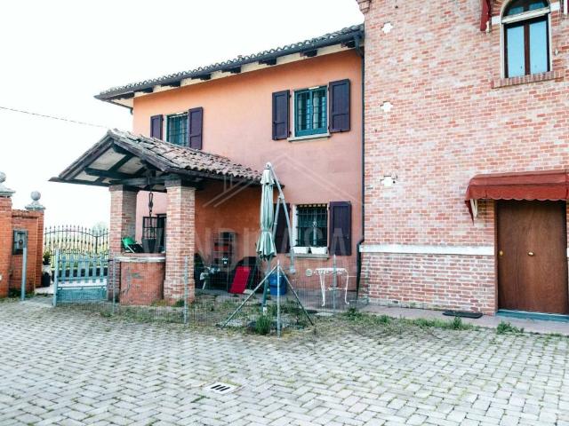 Villa in vendita a Sala Bolognese BO
