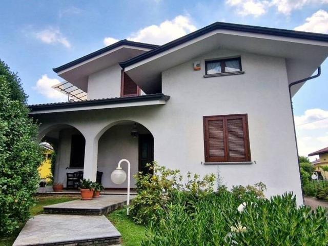 Villa in vendita a Salassa TO