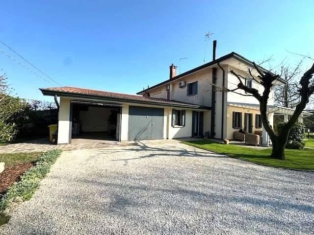 Villa in vendita a Salgareda TV