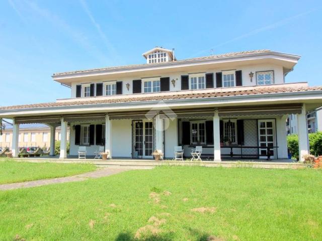 Villa in vendita a Salerano sul Lambro LO
