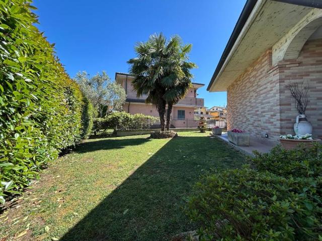 Villa in vendita a Salerano sul Lambro LO