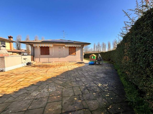 Villa in vendita a Salerano sul Lambro LO