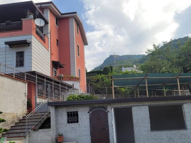 Villa in vendita a Salerno SA