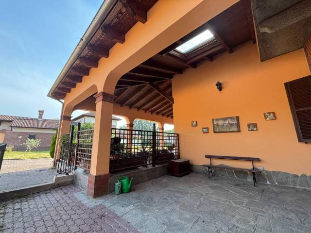 Villa in vendita a Sali Vercellese VC