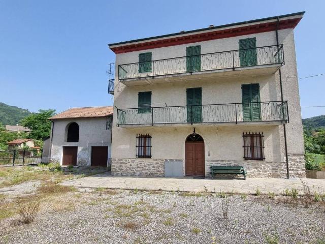 Villa in vendita a Saliceto CN