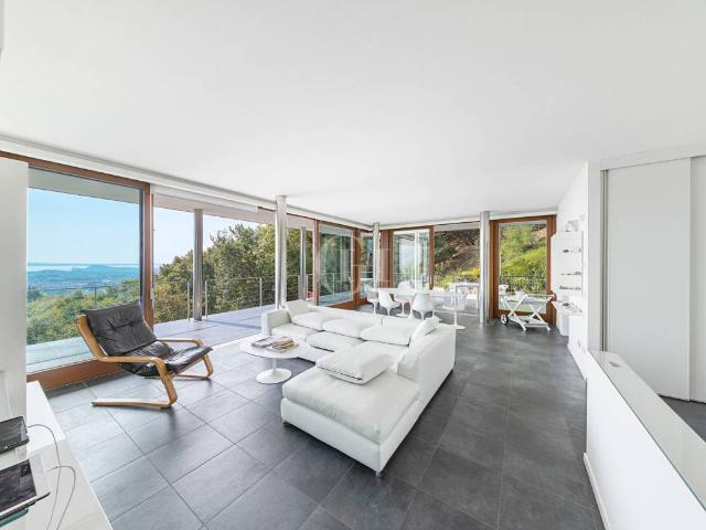 Villa in vendita a Salò BS