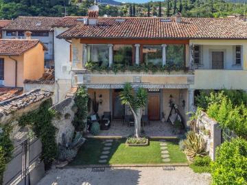 Villa in vendita a Salò BS