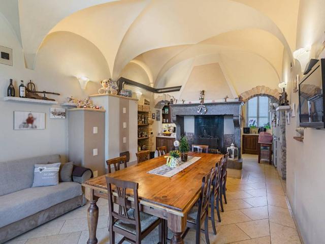 Villa in vendita a Salò BS