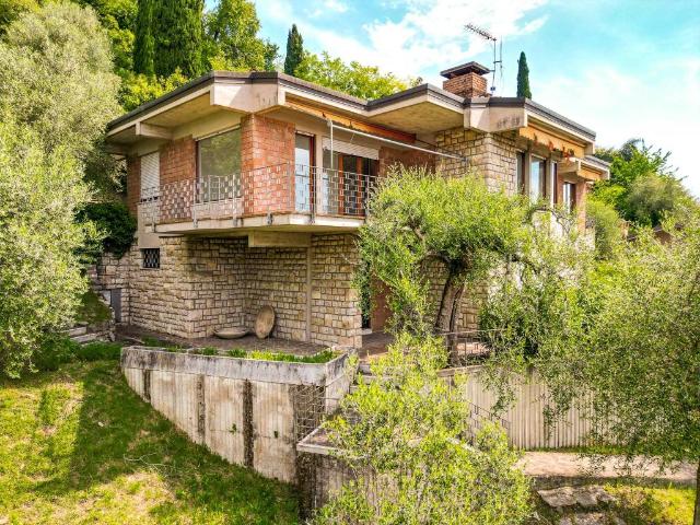 Villa in vendita a Salò BS