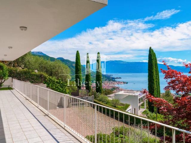 Villa in vendita a Salò BS
