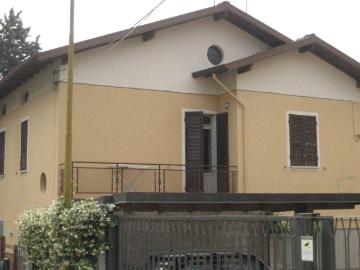 Villa in vendita a Salò BS