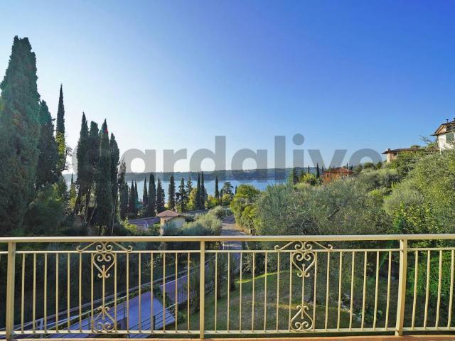 Villa in vendita a Salò BS