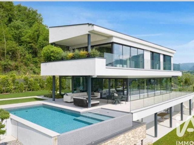 Villa in vendita a Salò BS