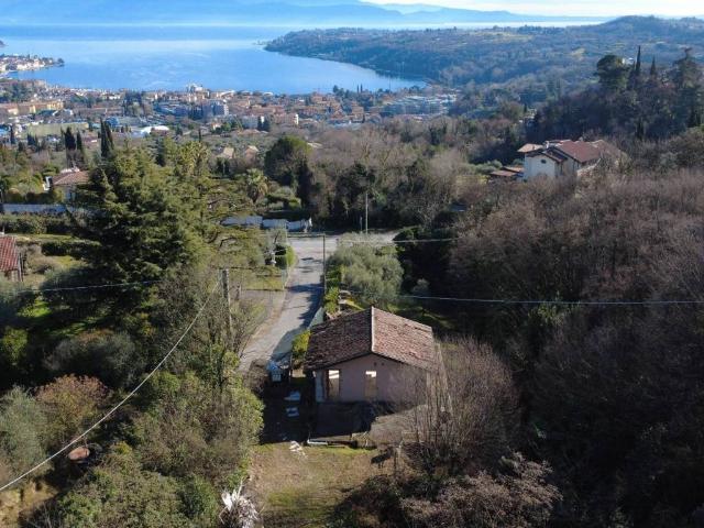 Villa in vendita a Salò BS