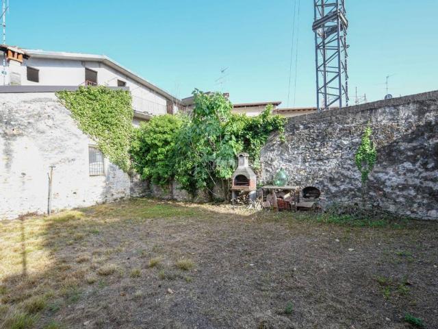 Villa in vendita a Salò BS